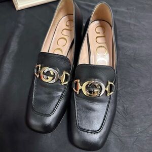 Gucci Black Leather Heeled Loafers with Gold Hardware